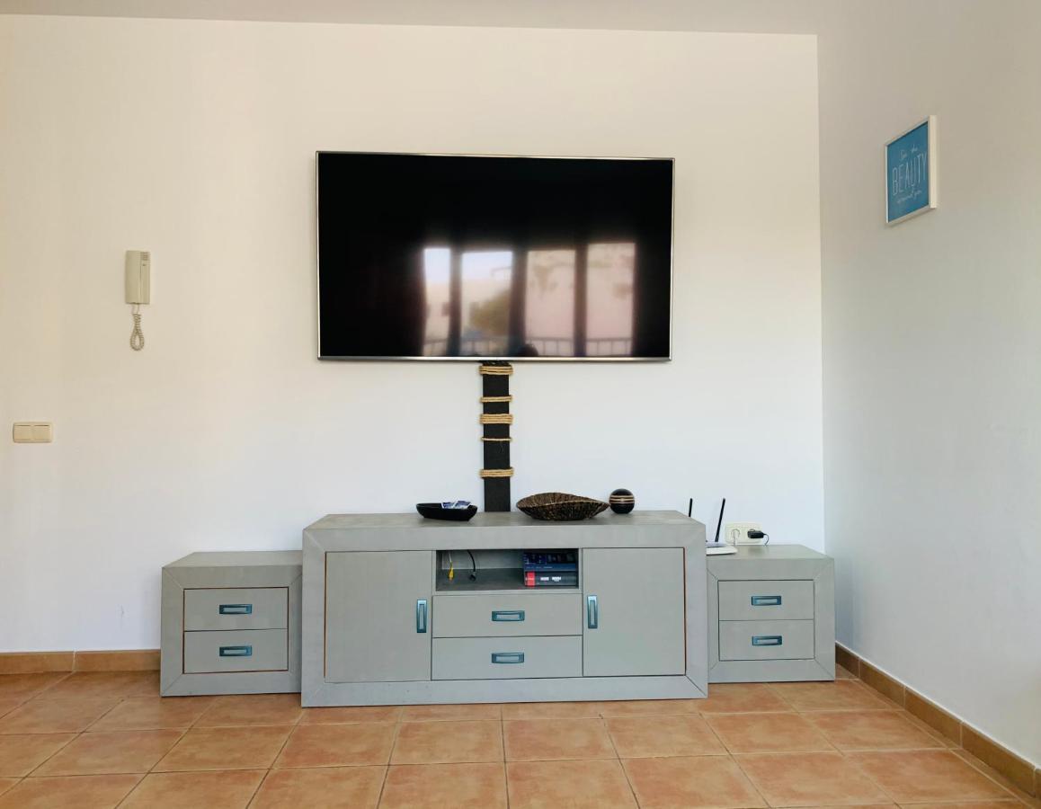 Sandy Toes & Salty Kisses El Cotillo Luaran gambar